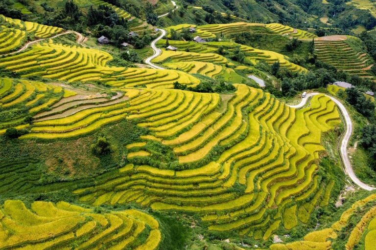 seasonal travel destinations